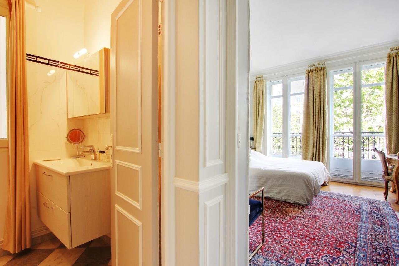 Suite Junior Avec Balcon Et Vue Sur Arc De Triomphe Paris Exterior foto